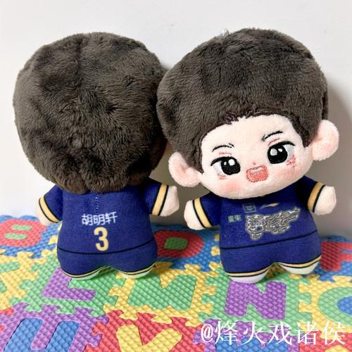 马竞球星圣诞暖心行动，医院探访送玩具